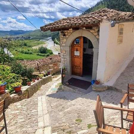 Old Town Hava Baci Hotel Berat Exterior photo